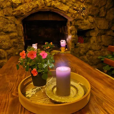 Soba Erika Guest house 3*